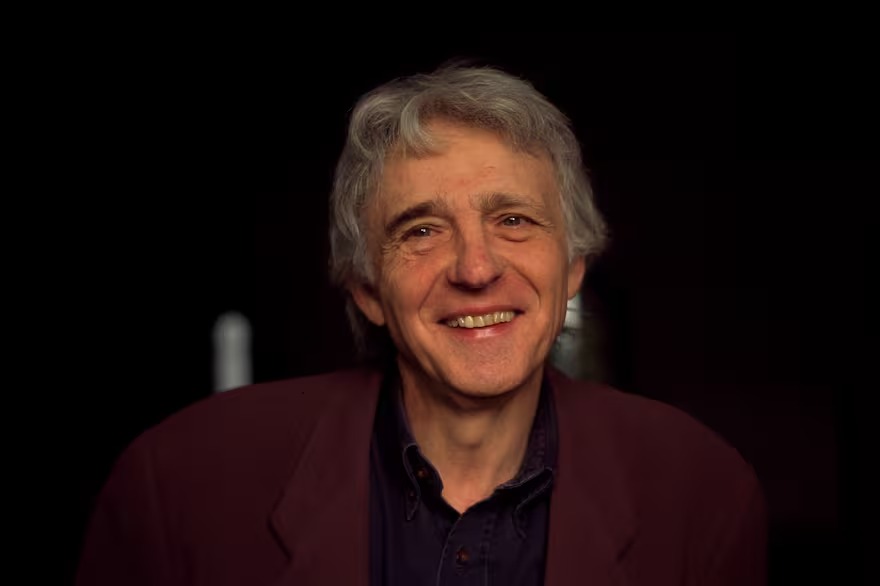 Despedida a Armand Mattelart